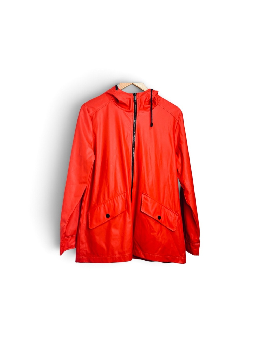 London Fog Women’s Bright Red Hooded Raincoat NWOT
